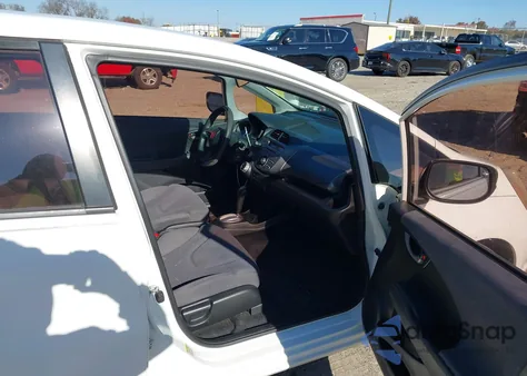 2009 Honda Fit from USA, damaged, VIN JHMGE88229S009402